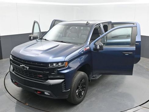 Used 2019 Chevrolet Silverado 1500 LT Trail Boss w/ Convenience Package AWD/4WD image 49