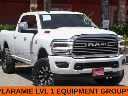 Used 2023 RAM 2500 Laramie AWD/4WD image 2