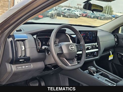 New 2026 Nissan Pathfinder SV image 13