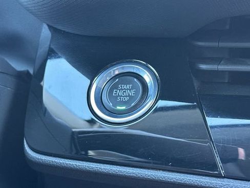 Used 2025 Buick Envision Preferred image 33