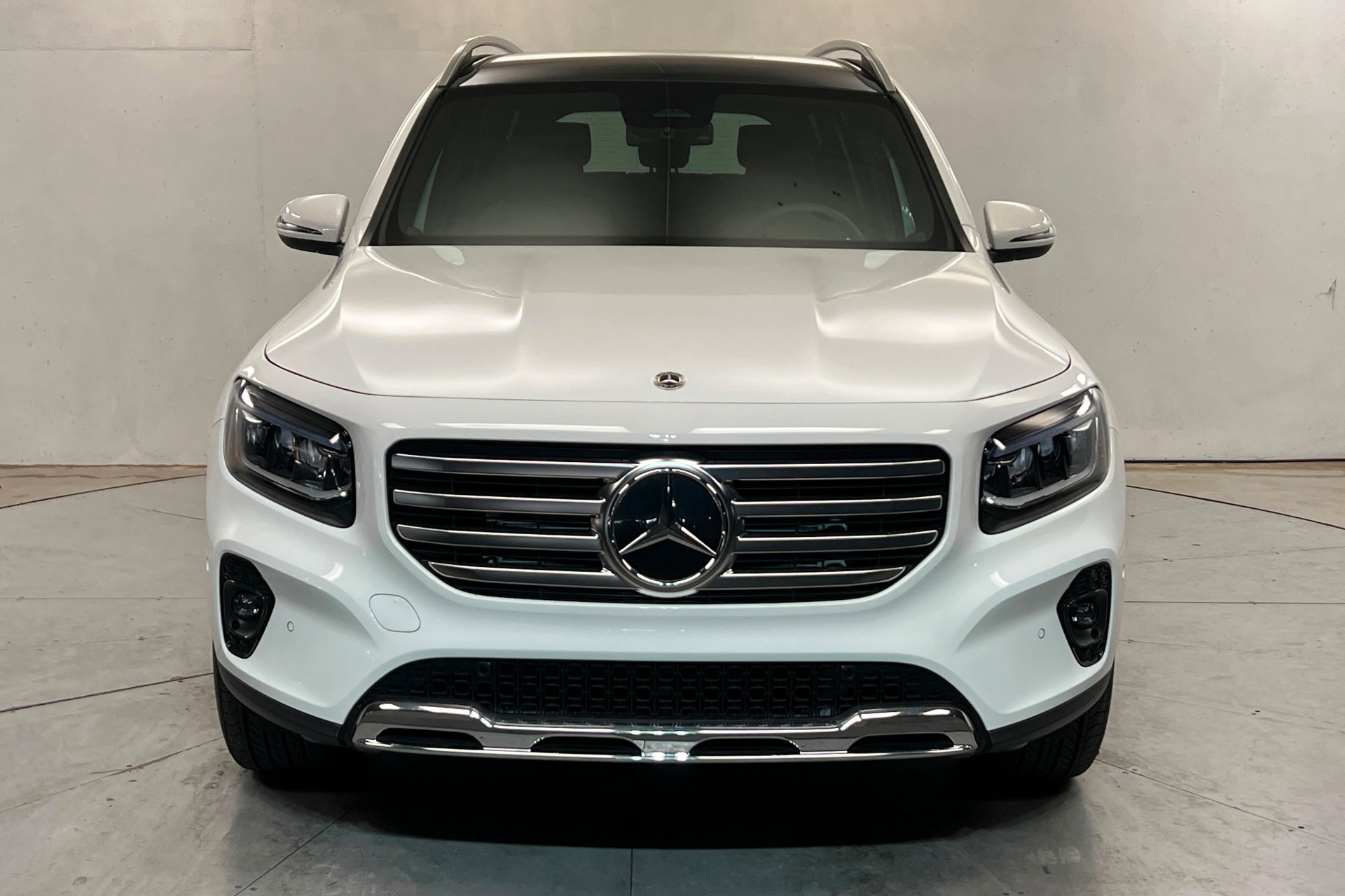 New 2026 Mercedes-Benz GLB 250 4MATIC image 8