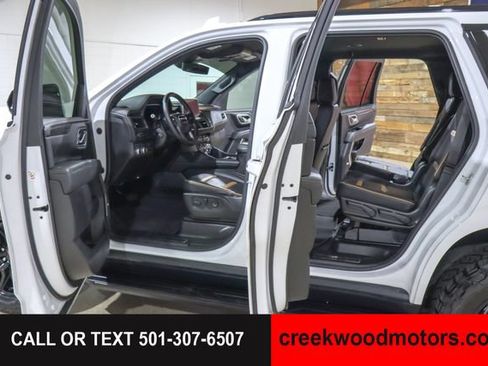 Used 2023 GMC Yukon AT4 w/ Max Trailering Package AWD/4WD image 36