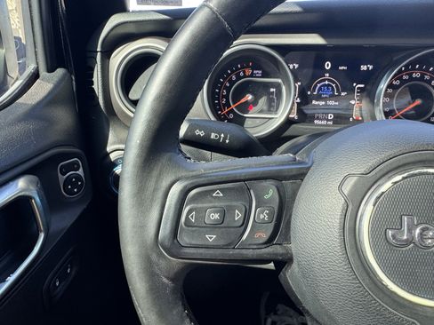Used 2018 Jeep Wrangler Unlimited Sport S image 22