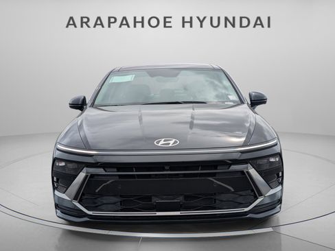 Used 2025 Hyundai Sonata Limited FWD image 8