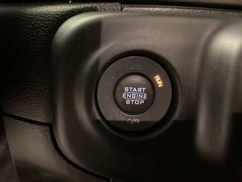 Used 2019 Jeep Wrangler Unlimited Sport S image 18