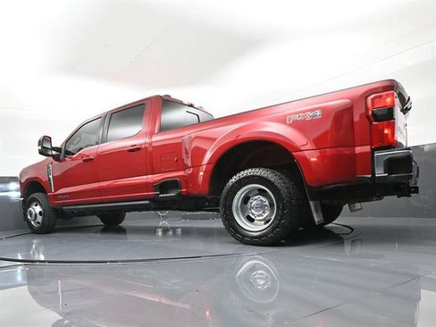 Used 2024 Ford F350 Lariat w/ Lariat Ultimate Package AWD/4WD image 40