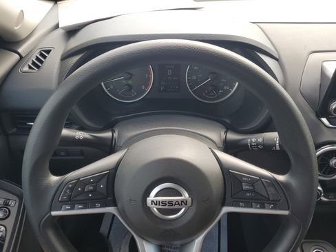 Certified 2022 Nissan Sentra S image 20