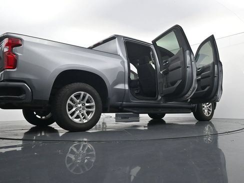 Used 2020 Chevrolet Silverado 1500 RST AWD/4WD image 29