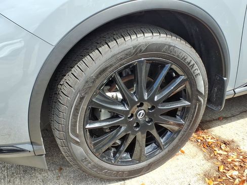 Used 2023 Nissan Murano SV w/ SV Midnight Edition Package image 13