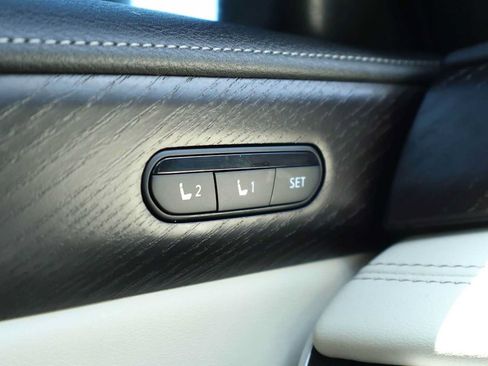 Used 2025 INFINITI QX60 Sensory AWD/4WD image 25