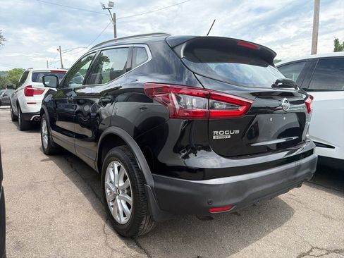 Used 2020 Nissan Rogue Sport SV w/ Technology Package AWD/4WD image 12