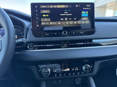 New 2025 Mitsubishi Outlander SE image 17