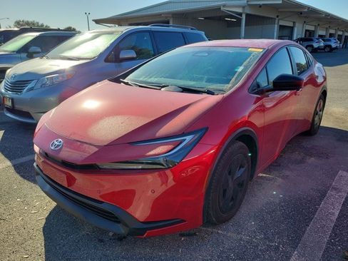 Used 2026 Toyota Prius LE image 8