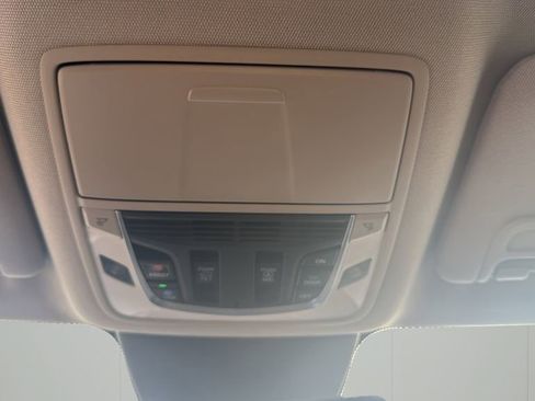 Used 2022 Acura MDX SH-AWD w/ Advance Package image 25