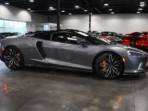 Used 2023 McLaren GT RWD image 9