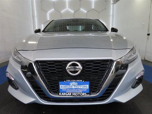 Used 2022 Nissan Altima 2.5 SV FWD image 3