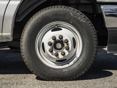 New 2026 Ford E-450 and Econoline 450 Super Duty w/ Power Equipment Group RWD image 16