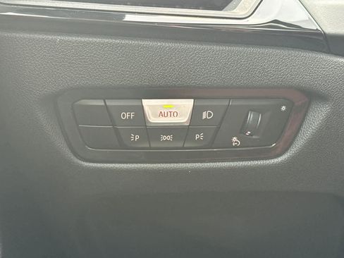 Certified 2023 BMW 230i Coupe w/ Premium Package image 33