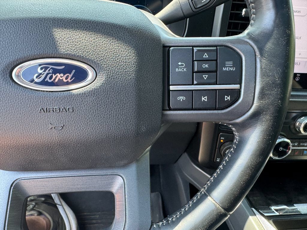 Used 2024 Ford F350 Lariat w/ Lariat Ultimate Package AWD/4WD image 24