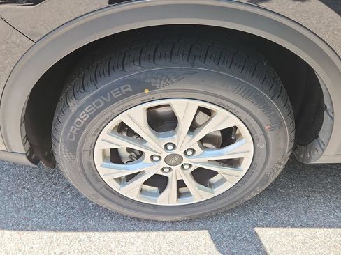 Used 2024 Ford Escape Active AWD/4WD image 18