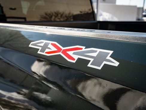 Used 2025 Chevrolet Silverado 1500 LT image 19