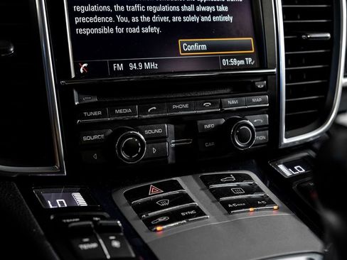 Used 2016 Porsche Panamera Edition w/ Premium Package Plus image 28