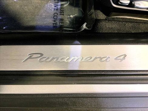 Certified 2019 Porsche Panamera 4 AWD/4WD image 19