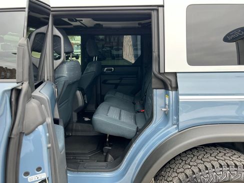 Used 2025 Ford Bronco Heritage Edition image 16