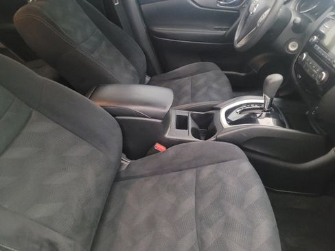 Used 2016 Nissan Rogue S FWD image 21