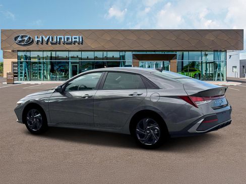 New 2026 Hyundai Elantra Sport FWD image 4
