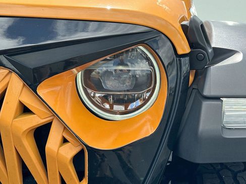 Used 2021 Jeep Wrangler Unlimited Rubicon image 5