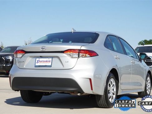 Used 2023 Toyota Corolla LE image 9
