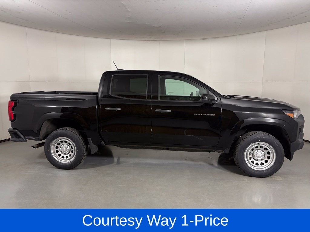 Used 2023 Chevrolet Colorado W/T w/ WT Convenience Package II RWD image 12