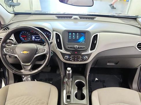 Used 2018 Chevrolet Equinox LT AWD/4WD image 34