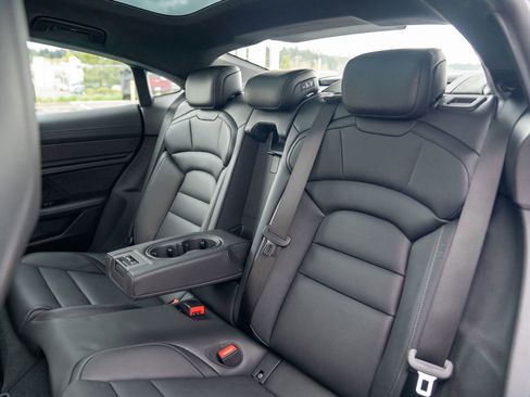 Certified 2025 Porsche Taycan Turbo AWD/4WD image 22