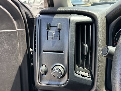 Used 2018 Chevrolet Silverado 1500 Custom w/ Custom Value Package RWD image 25