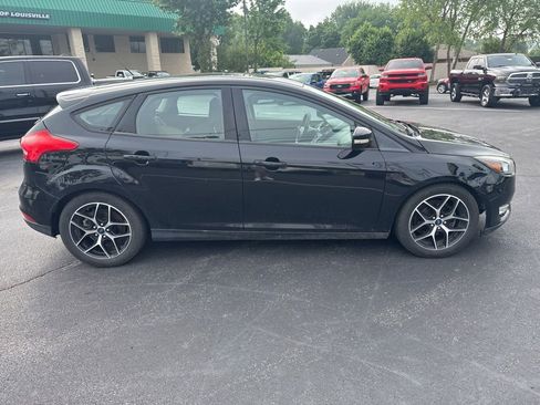 Used 2017 Ford Focus SEL FWD image 12