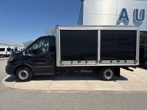 Certified 2020 Ford Transit 250 138 RWD image 5