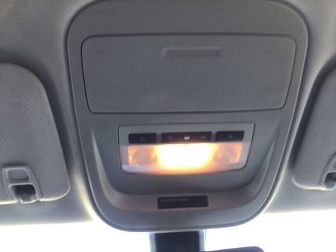 Used 2018 Chevrolet Colorado ZR2 image 17