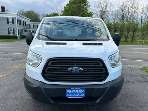 Used 2016 Ford Transit 250 130 Low Roof w/ Exterior Upgrade Package RWD image 2