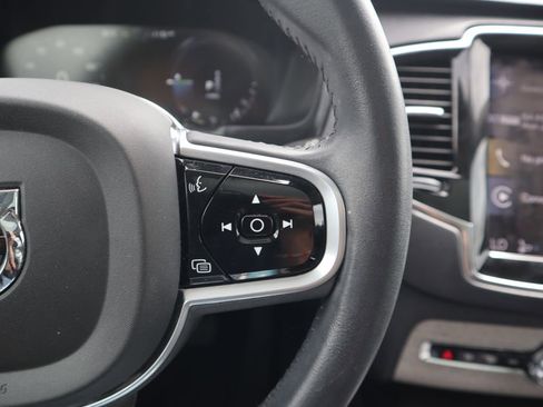 Used 2022 Volvo XC90 T8 Inscription image 21