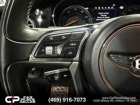 Used 2017 Bentley Bentayga AWD/4WD image 24
