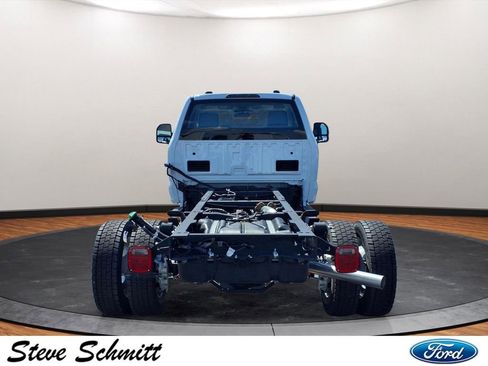 Used 2025 Ford F550 2WD Regular Cab Super Duty image 23