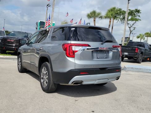 Used 2023 GMC Acadia SLE FWD image 7