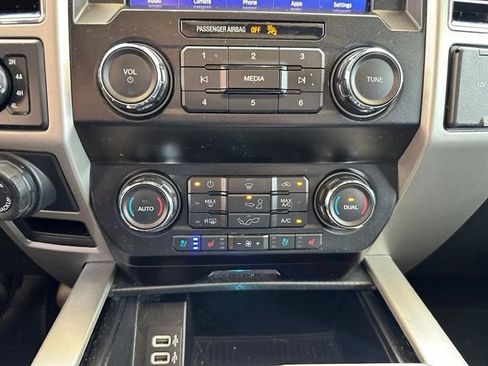 Used 2020 Ford F150 Lariat AWD/4WD image 19