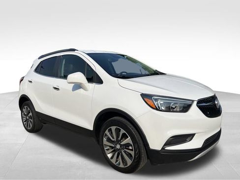 Used 2022 Buick Encore Preferred w/ Safety Package AWD/4WD image 4