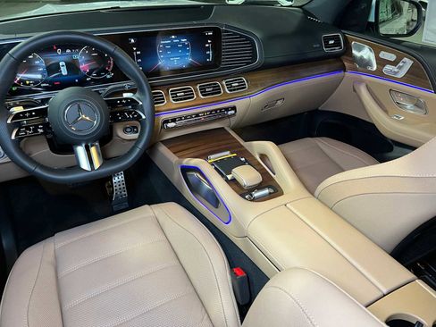 New 2025 Mercedes-Benz GLS 580 4MATIC image 34