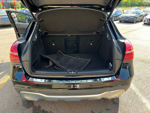 Used 2020 Mercedes-Benz GLA 250 GLA 250 4MATIC Sport Utility 4 w/ Premium Package image 26