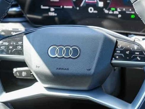 New 2025 Audi Q5 Prestige image 21