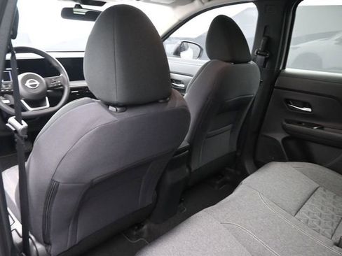 New 2026 Nissan Kicks SV image 10